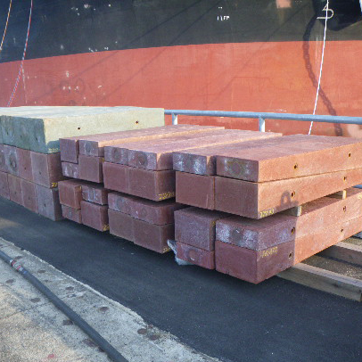 再生プラスチック製盤木（人工木材）の事例